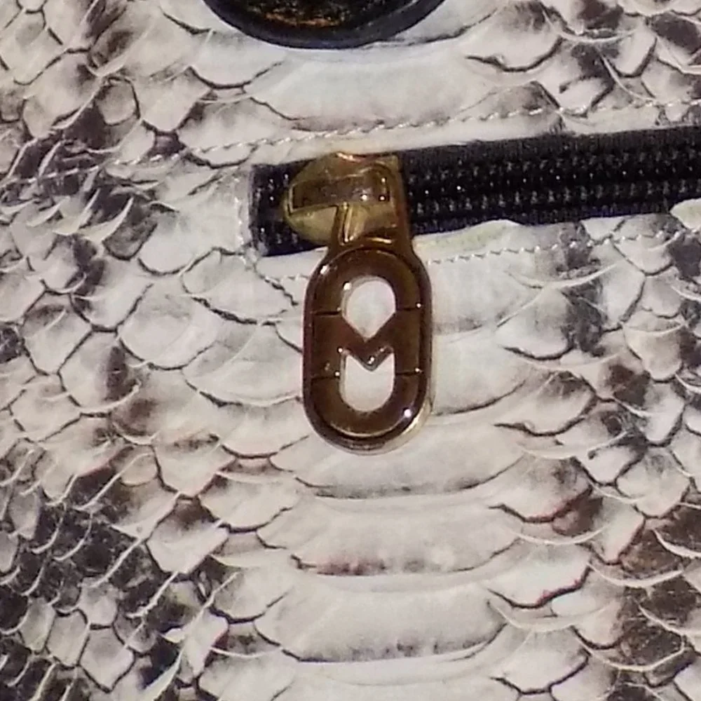 Marino Orlandi accordian bag snake embossed leather Italy - Picture 3 of 11